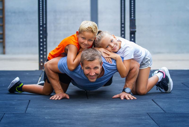 Comment donner le goût du sport à vos enfants ?