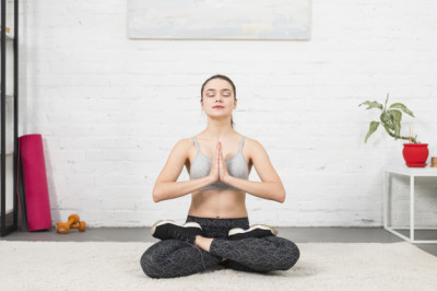La méditation peut-elle soulager les maux de dos?